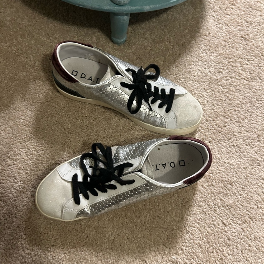 DATE Women’s Silver and Black Leather Studded Sneakers Size 8 - Picture 3 of 8